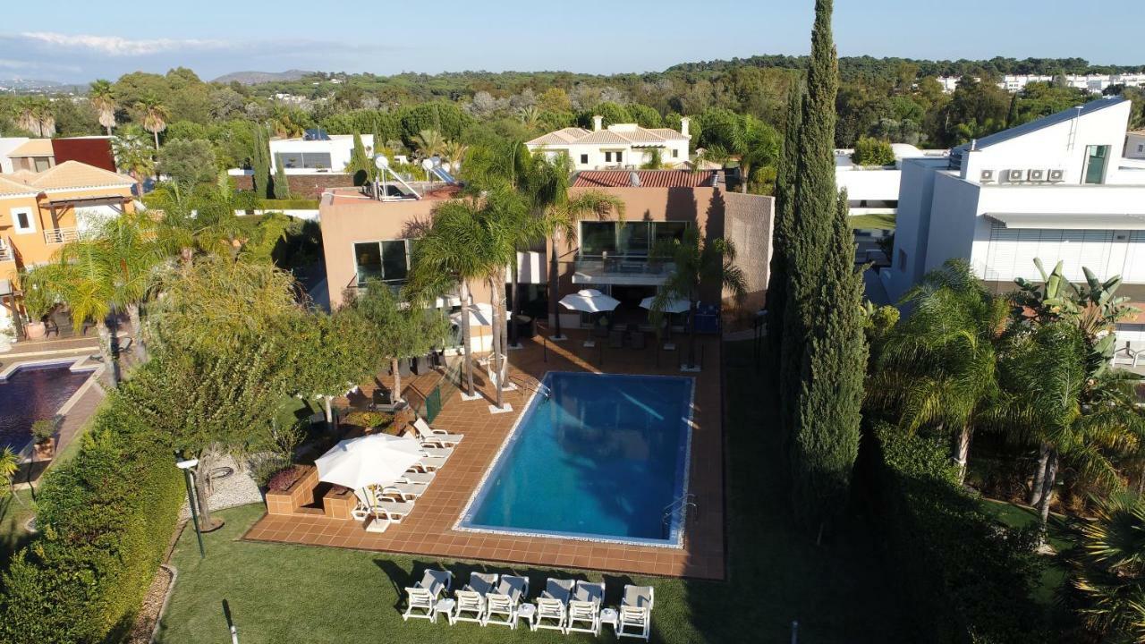 Villa Laguna Golf-Frente Ao Laguna Golf Vilamoura Extérieur photo