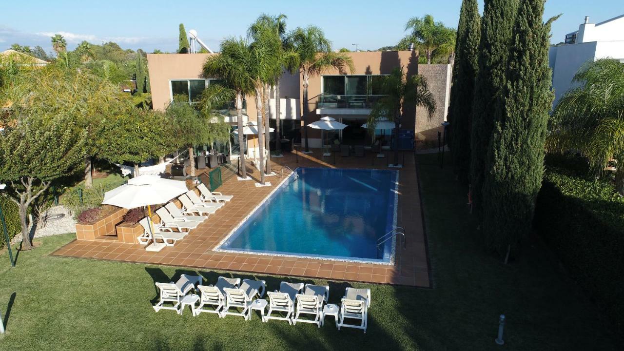 Villa Laguna Golf-Frente Ao Laguna Golf Vilamoura Extérieur photo