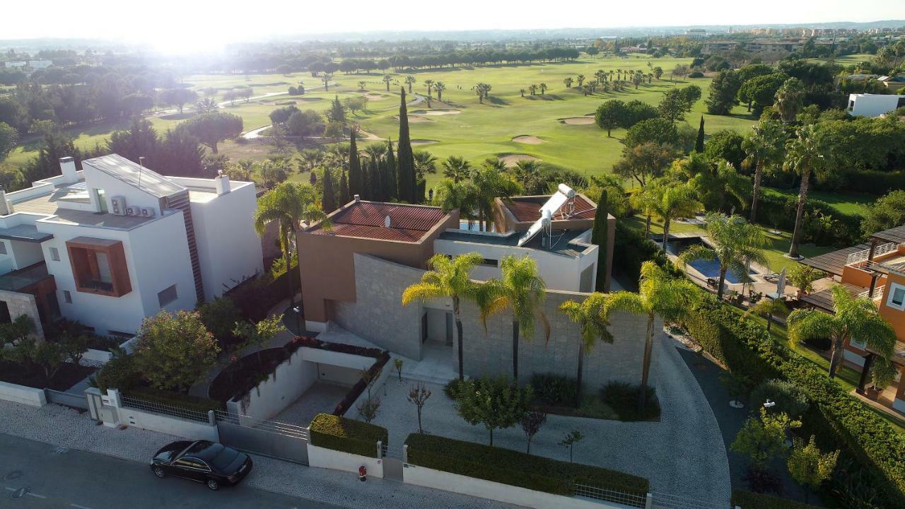 Villa Laguna Golf-Frente Ao Laguna Golf Vilamoura Extérieur photo